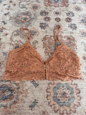 aerie Lace Front-Closure Bralette in Clay